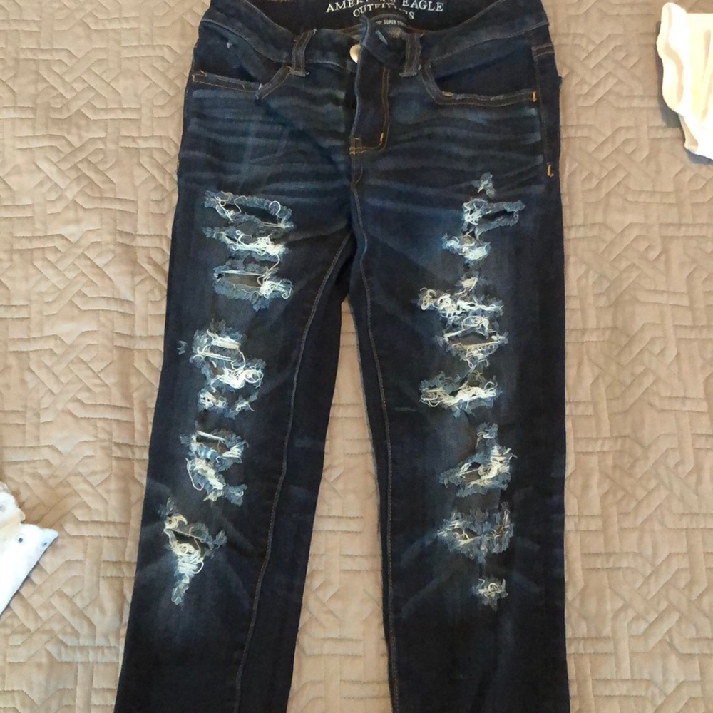 Ripped skinny jeans